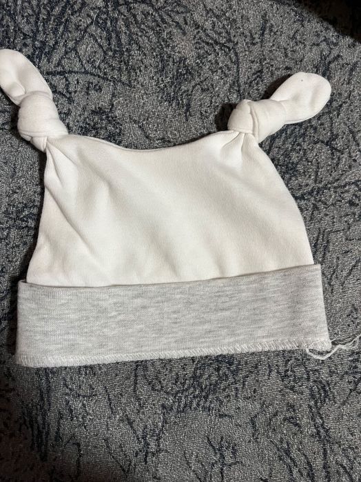 Бебешки прекрасни шапки