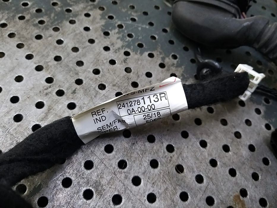 Instalatie electrica usa stanga spate renault captur 1 j5 h5 241278113r