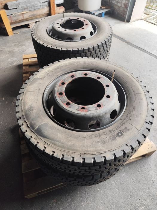 Set 4 anvelope Michelin xde2+ 275/70 r22.5