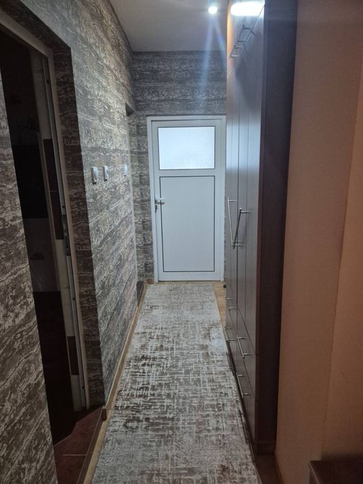 Дава се под наем Двустаен апартамент в Божурище - 68 кв.м за 510 € - Снимка #3