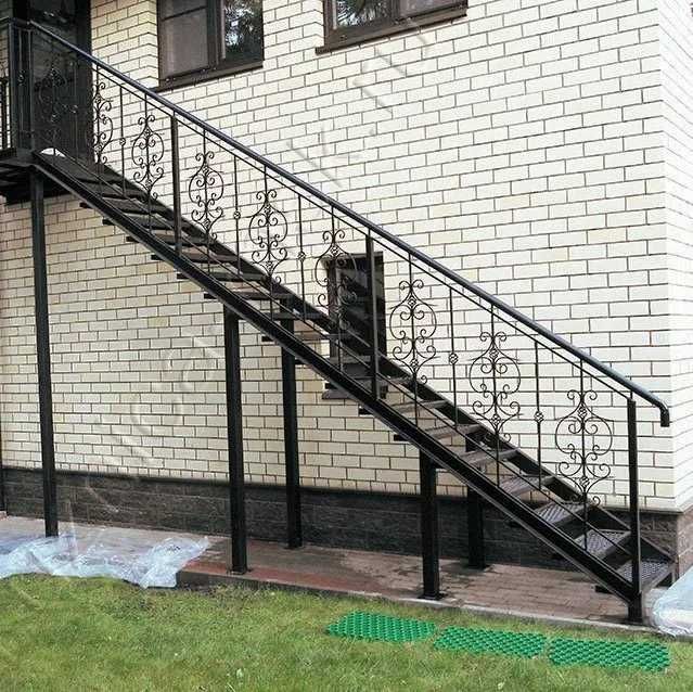 Лестницы металлические