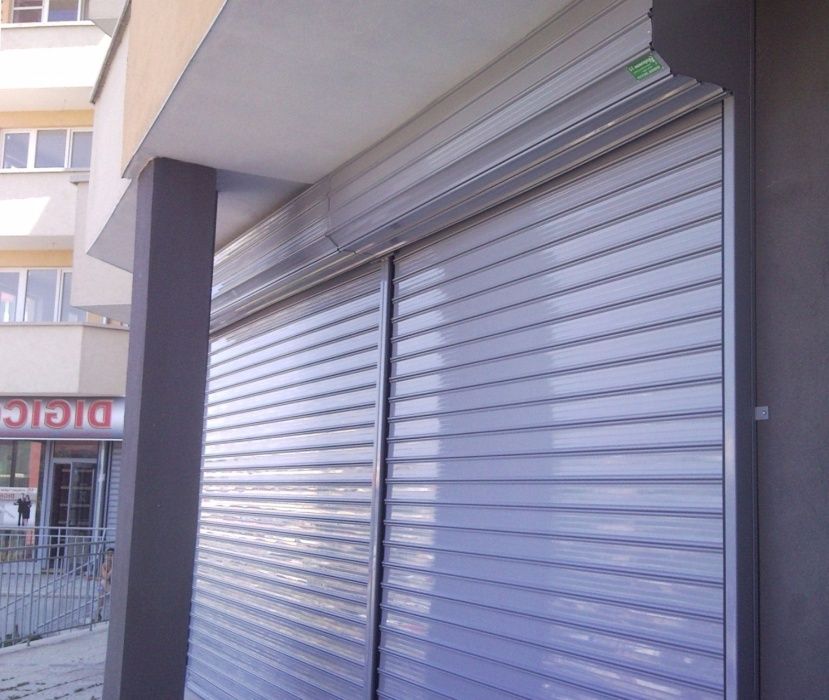 Охранителни ролетки, гаражни врати