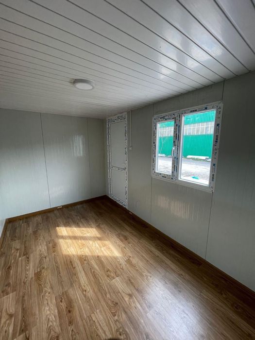 Container modular nou pentru depozitare și șantier