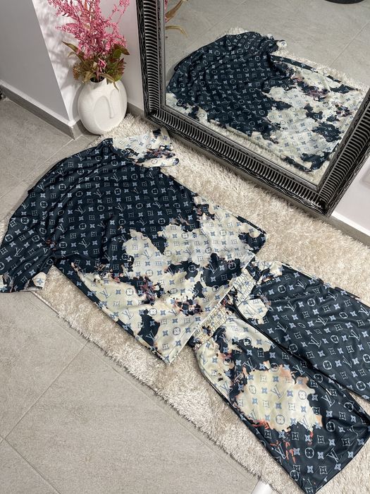 Compleu Louis Vuitton calitate Premium colectie noua