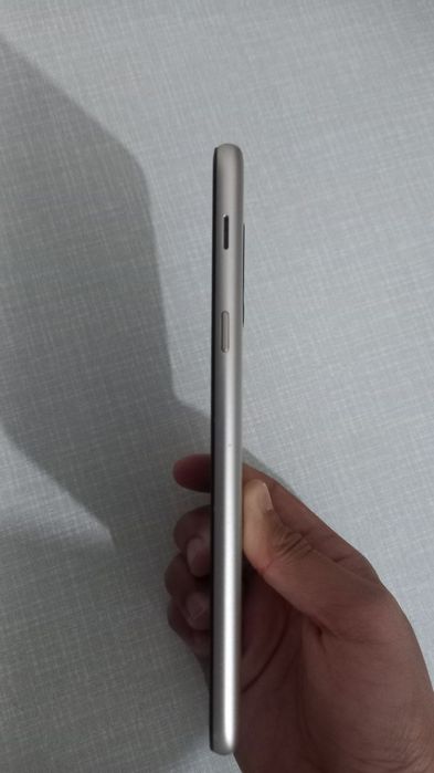 Samsung galaxy a6+ srochna