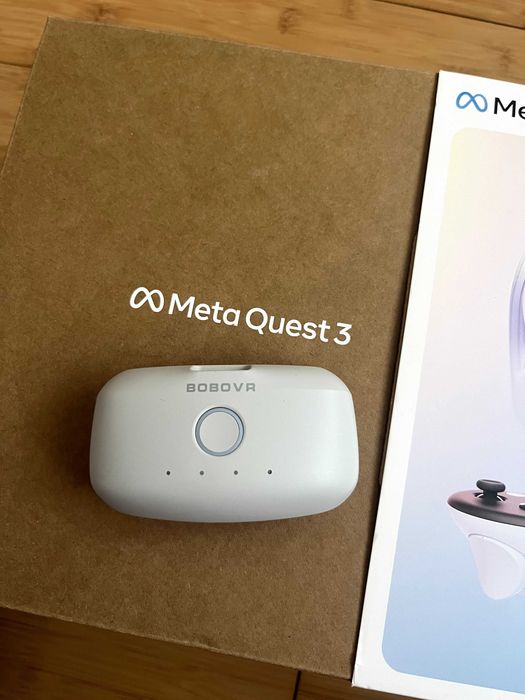 Продавам Meta Quest 3 512GB + допълнителни аксесоари