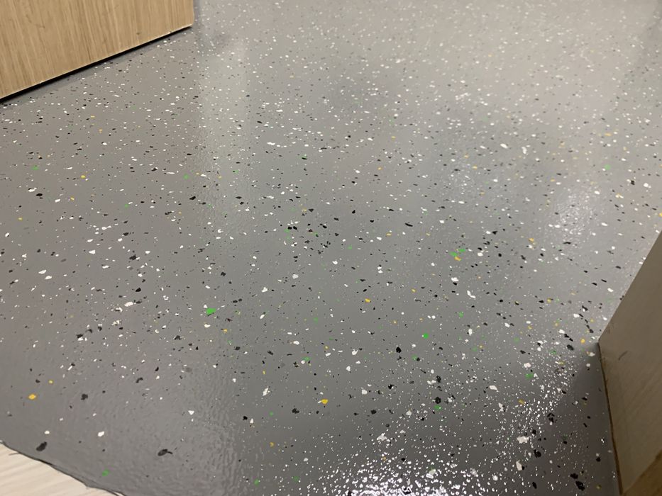 Vopsele epoxidice ,pardoseli din rasina epoxidica !