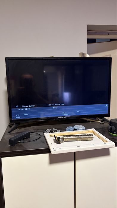 Tv LCD Vortex  65 cm