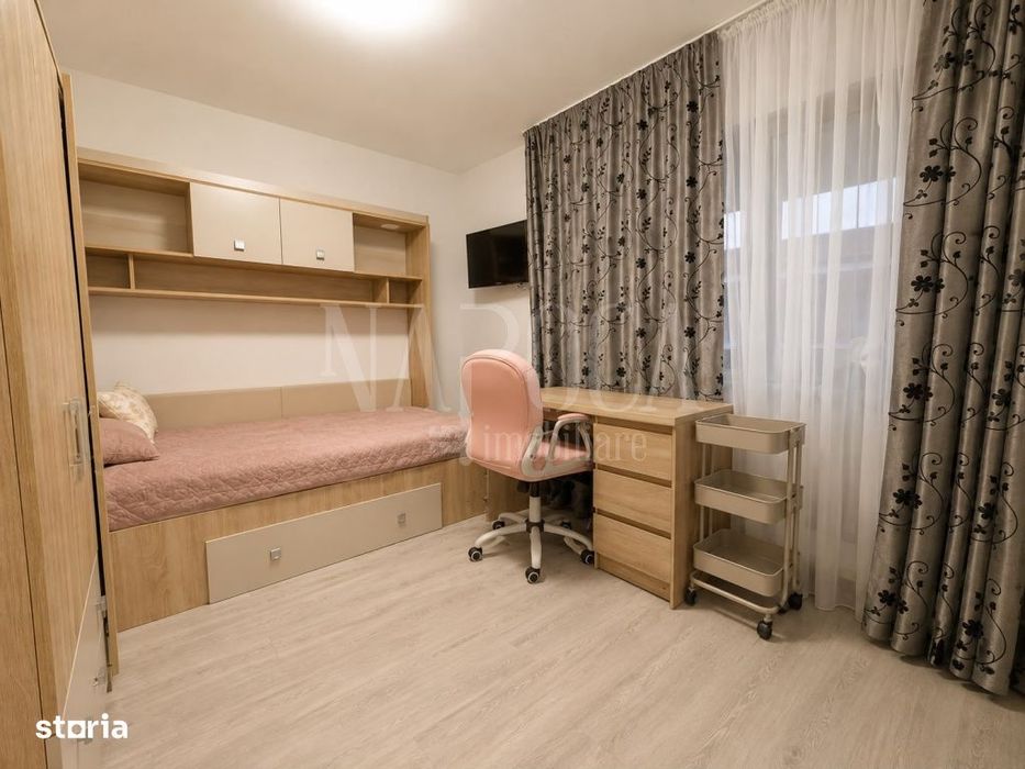 Casa 4 camere de vanzare in Floresti