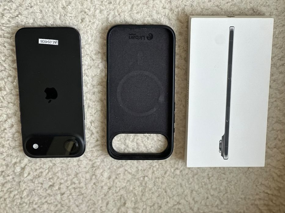 iPhone 17 AIR 256 GB 100% baterie