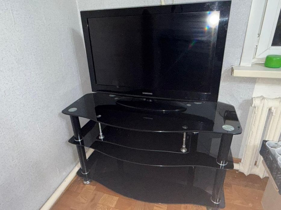 Продам телевизор Самсунг