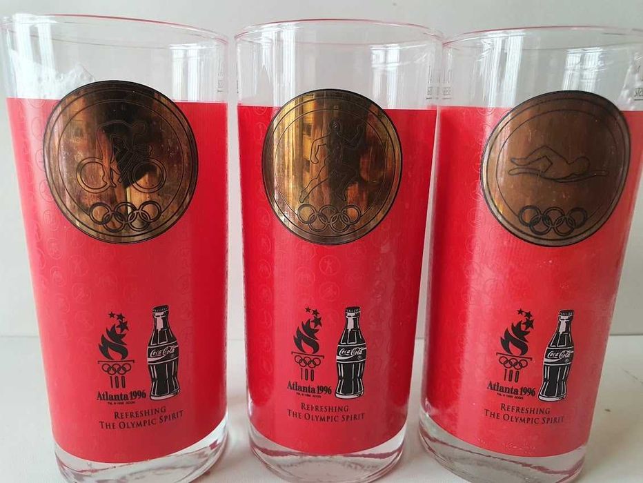 Кока Кола чаши различни