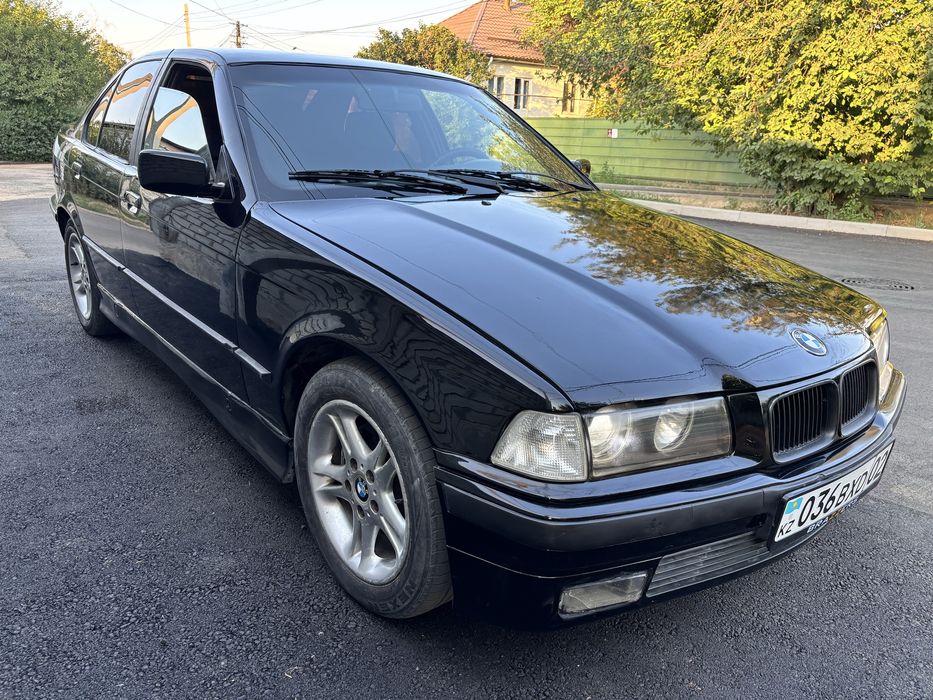 Продам бмв е 36 м 50
