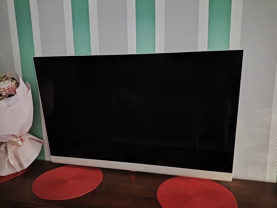 LG OLED tv 48"- OLED48LX1Q