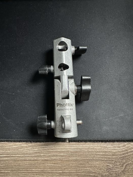 Menghina Phottix Varos Pro BG