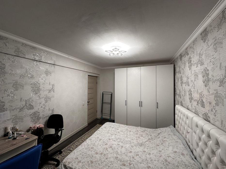 Продам кровать шкаф