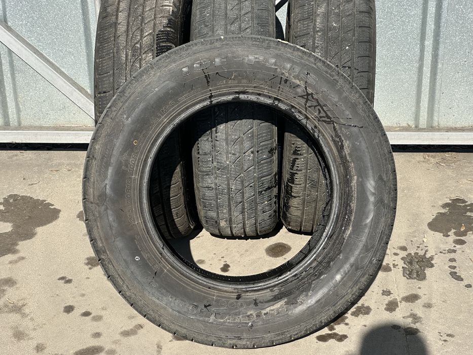 215/70/16 SUV Зимни гуми