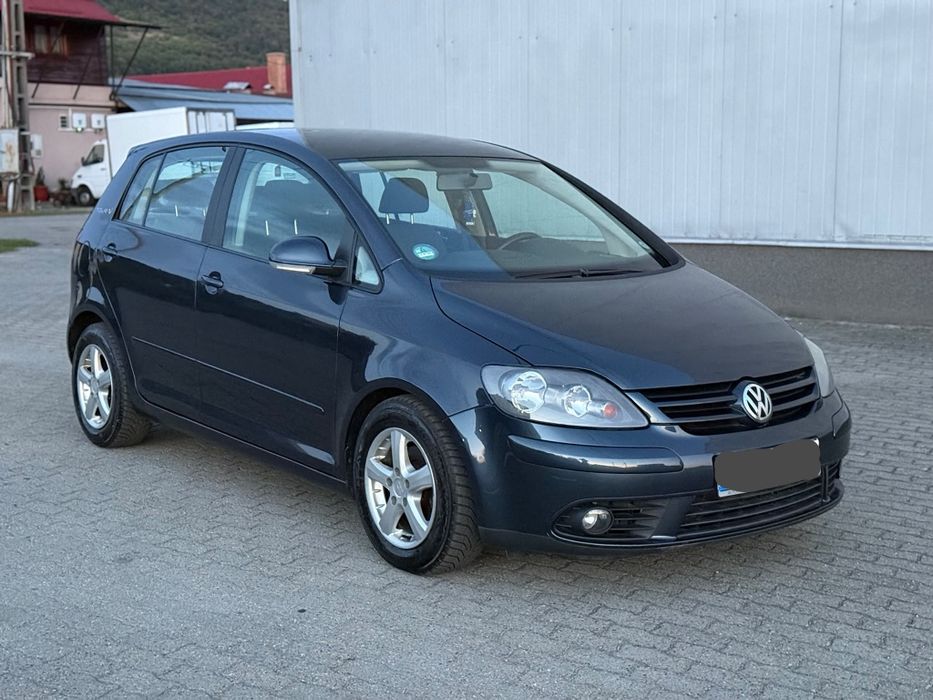 Volkswagen Golf Plus Tour - An 2008 - 1.6 Benzina 102Cp