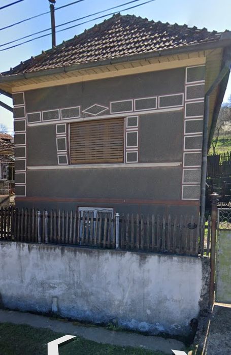 Casă +anexă  de vânzare Suncuius