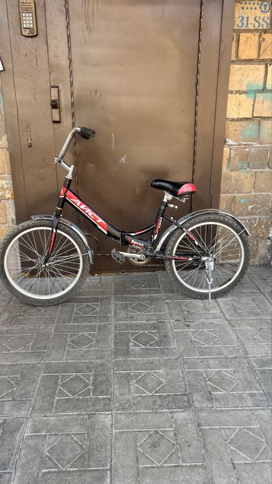 Продам велик Айст