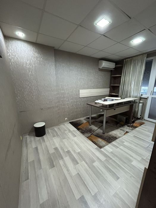 Продава се Четиристаен апартамент в София, Оборище - 100 кв.м за 2035 €/кв.м - Снимка #8