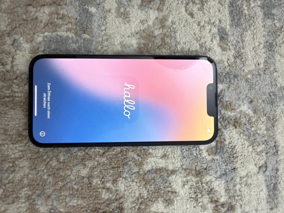 Iphone 13 с гарантией 128 гб