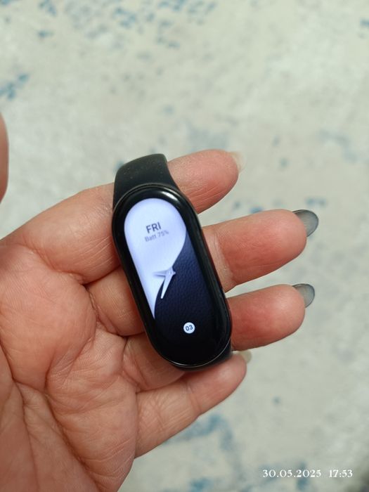 Продам часы Мбэнд 8