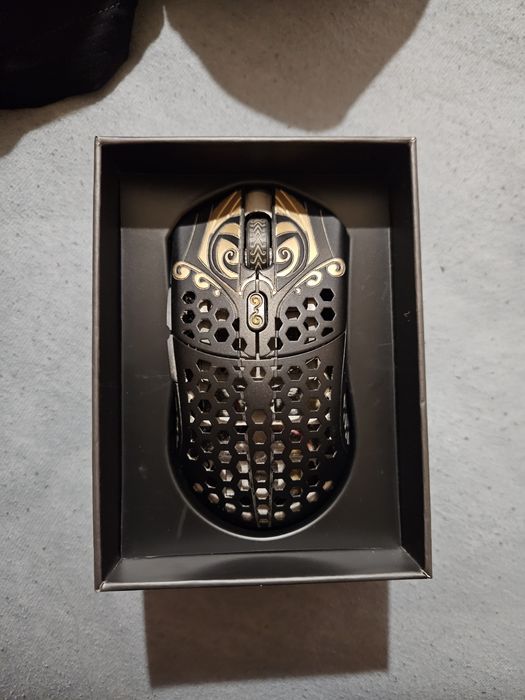 Finalmouse Legendary Mouse of Zeus - King of the Dead Medium