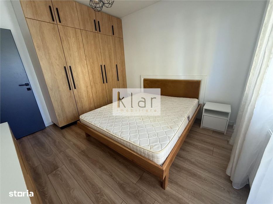 Apartament 2 camere zona Regal cu terasa mare