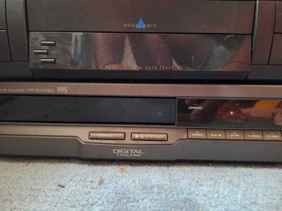 Vând 4 buc Video VHS cu defect