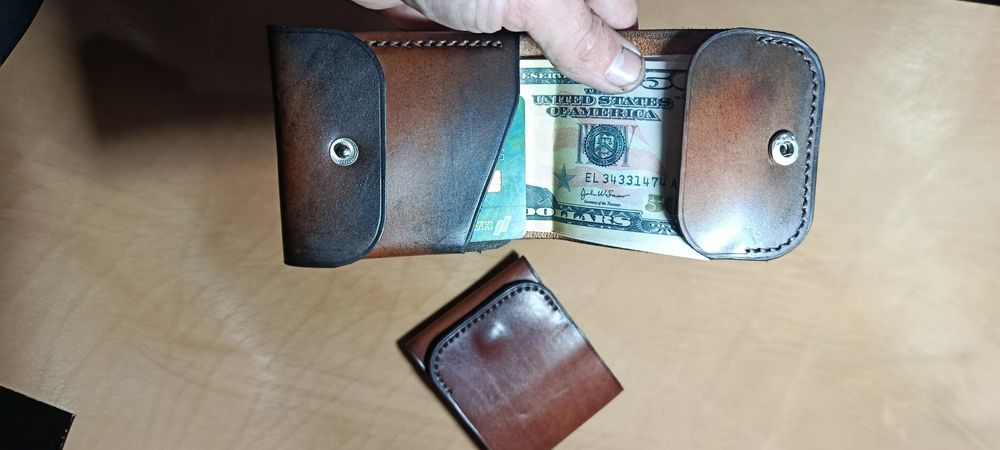 Кожаное портмоне в стиле Американка