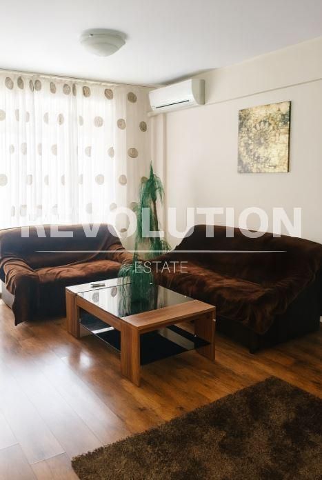 Дава се под наем Двустаен апартамент в Варна, Окръжна болница - 68 кв.м за 500 € - Снимка #1