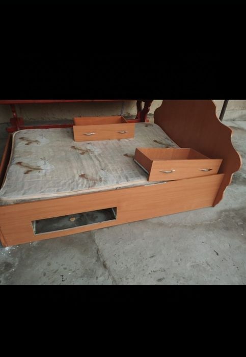 Продается кровать