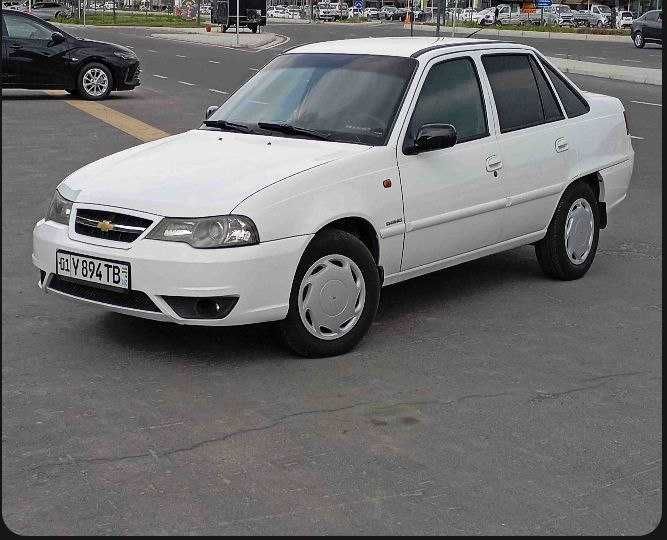 Продаётся Nexia 2  1.6m Legenda