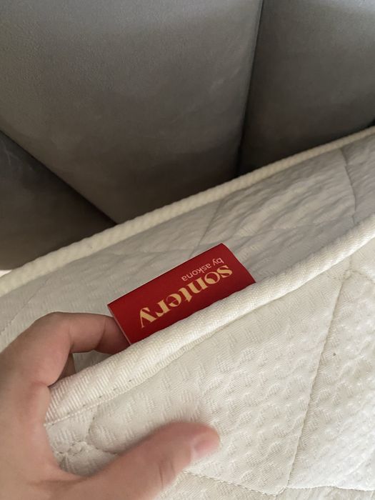 Продам спальный гарнитур