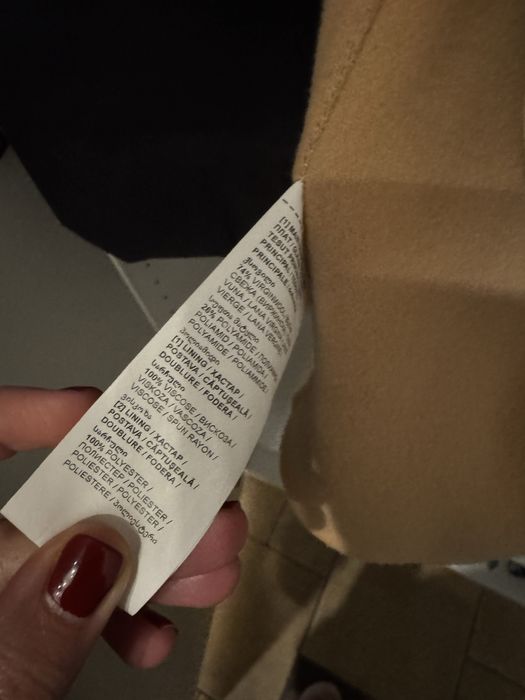 Pardesiu elegant Dika