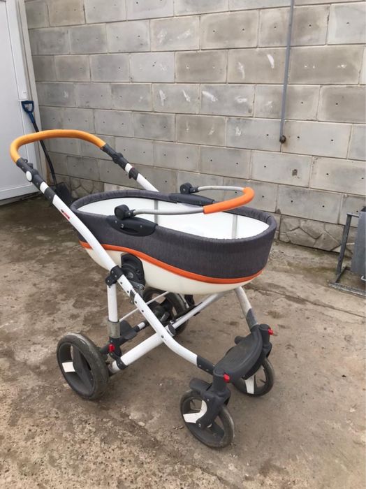 Коляска 65000тг торг