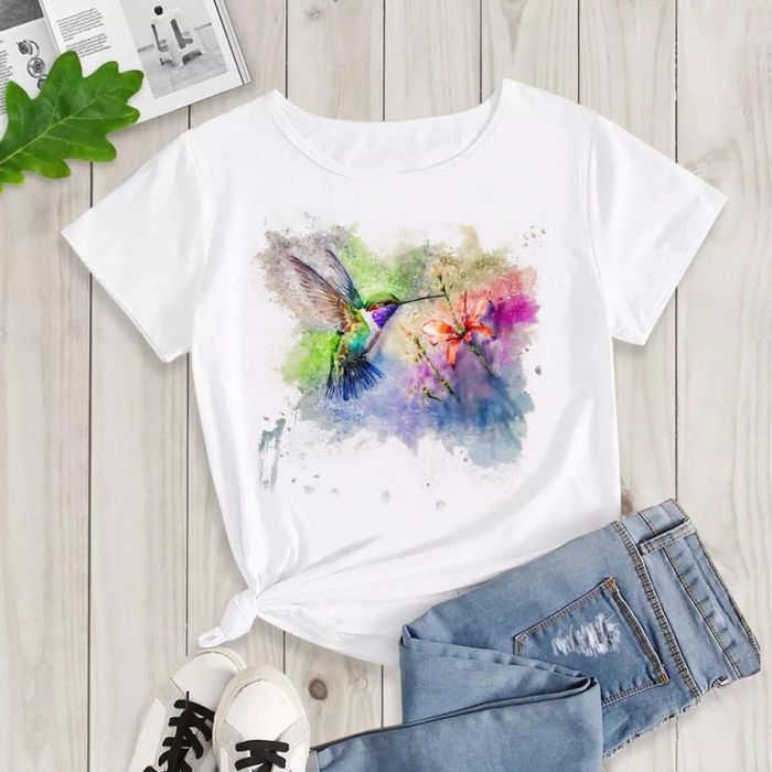 Дамска тениска - акварелно колибри