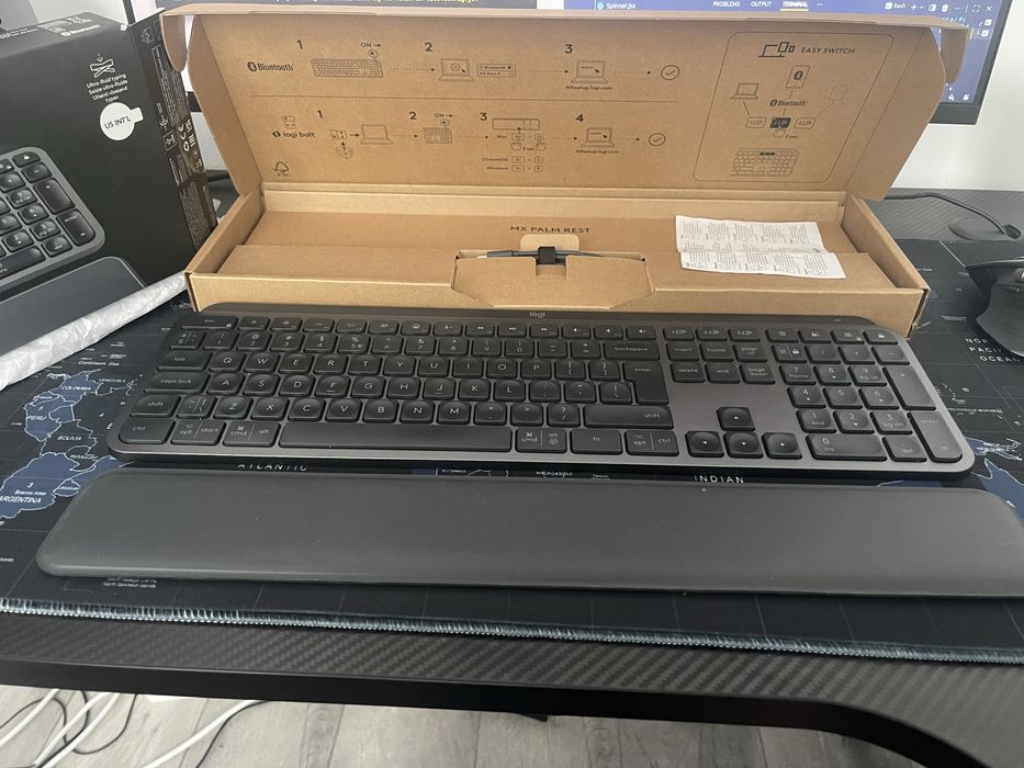 Logitech MX Keys Master – Ca nouă + pachet complet!