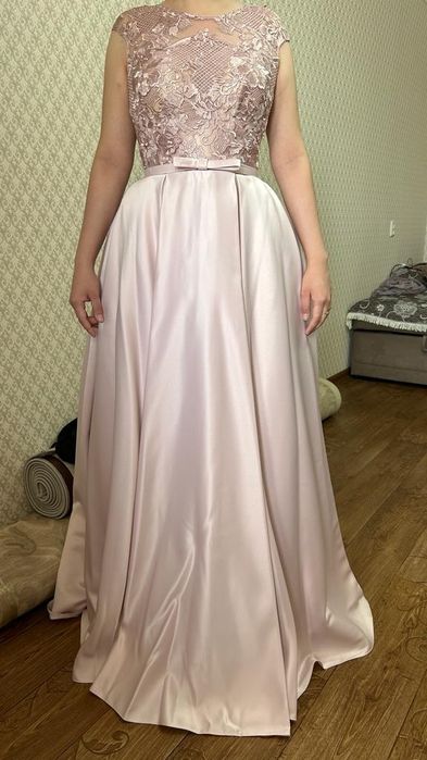 Продам платье вечернее