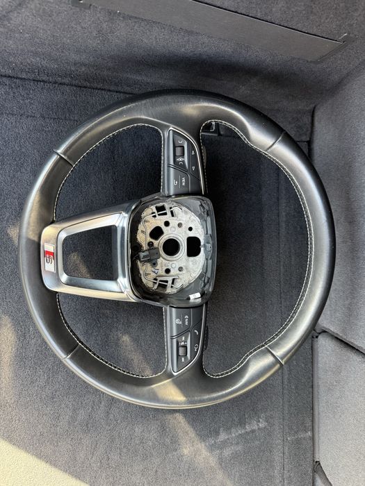 Оригинален спортен S волан за Audi SQ5 2017-24