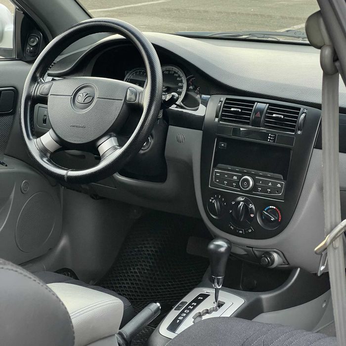 Lacetti 1.8 | A/T - 124.000 км