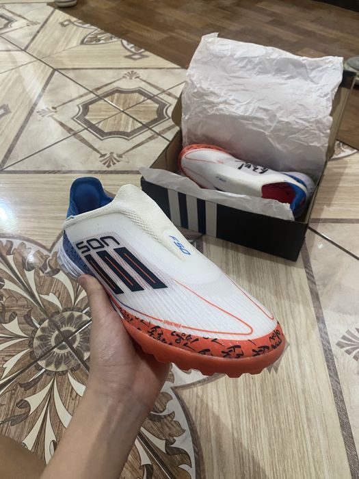 Сороконожки F50 Adidas Son