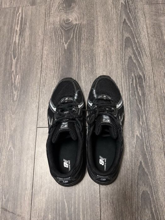 new balance 740.