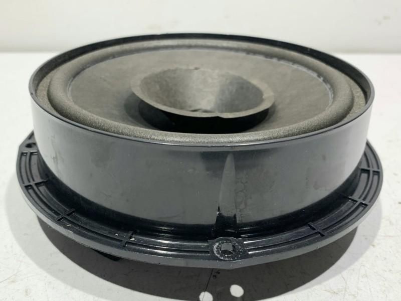 Boxa auto stanga / dreapta spate Seat Leon 2 5P0035411A