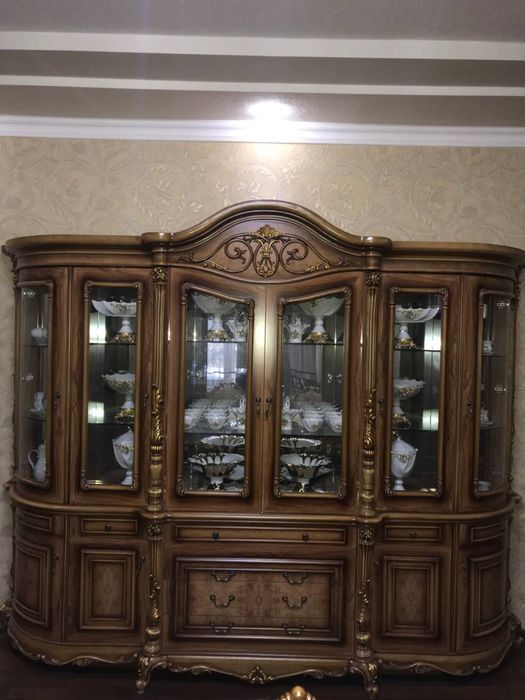 Продаётся гарнитур. Garnitur sotiladi Китай