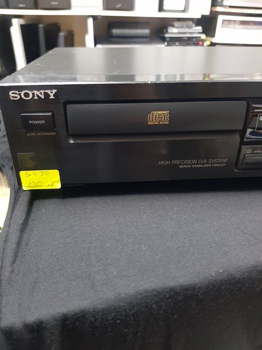 SONY COMPACT DISC PLAYER CDP-391 купена  от Франция