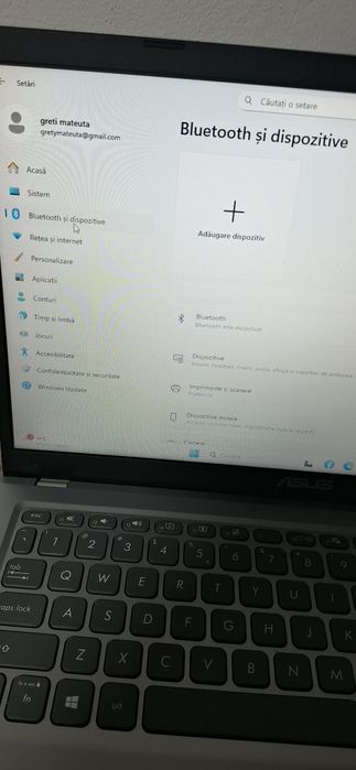 Leptop  asus  folosit putin