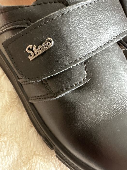 Продам кожаные туфли на мальчика