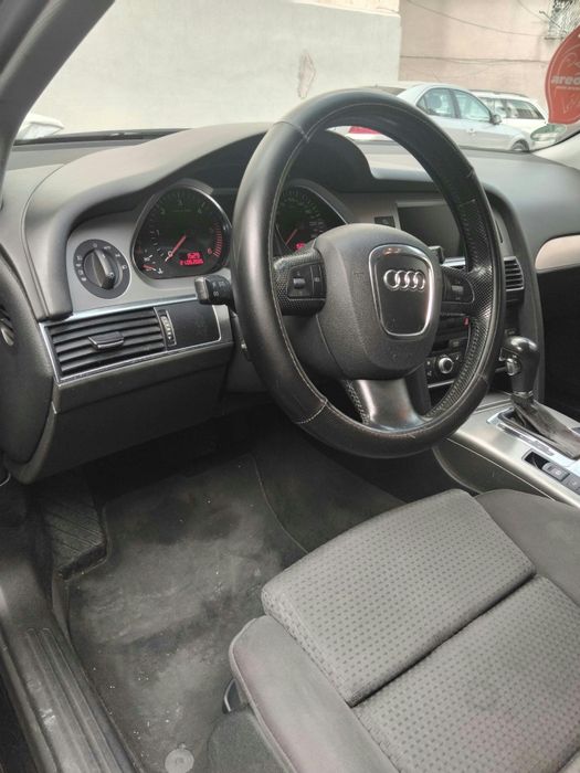 Автомобил Audi A6